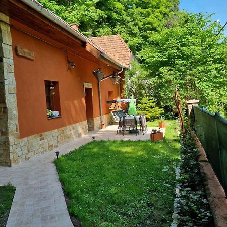 Willa Tuendererdo Miszkolc Zewnętrze zdjęcie